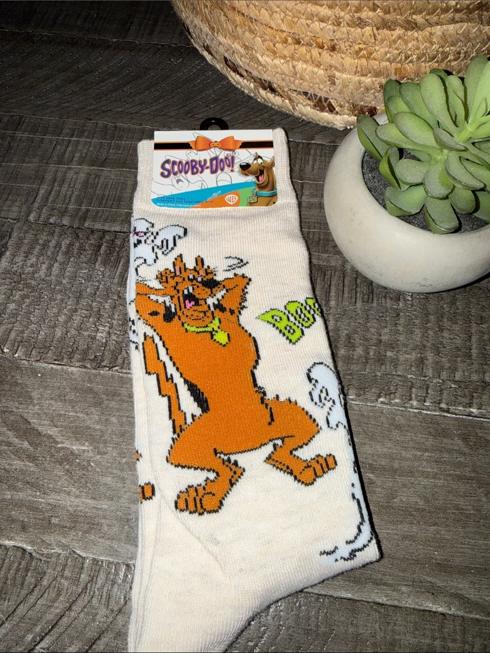 Scooby-Doo Novelty Crew Socks - Sizes 6-12 - New!